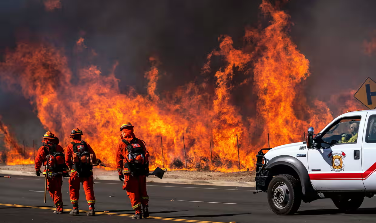 Fire Relief Immigrant Workers Face ICE Raids - Incarcerated Firefighters Injured at 4x Rate of Professional Firefighters - Union Laments Private Firefighters in LA