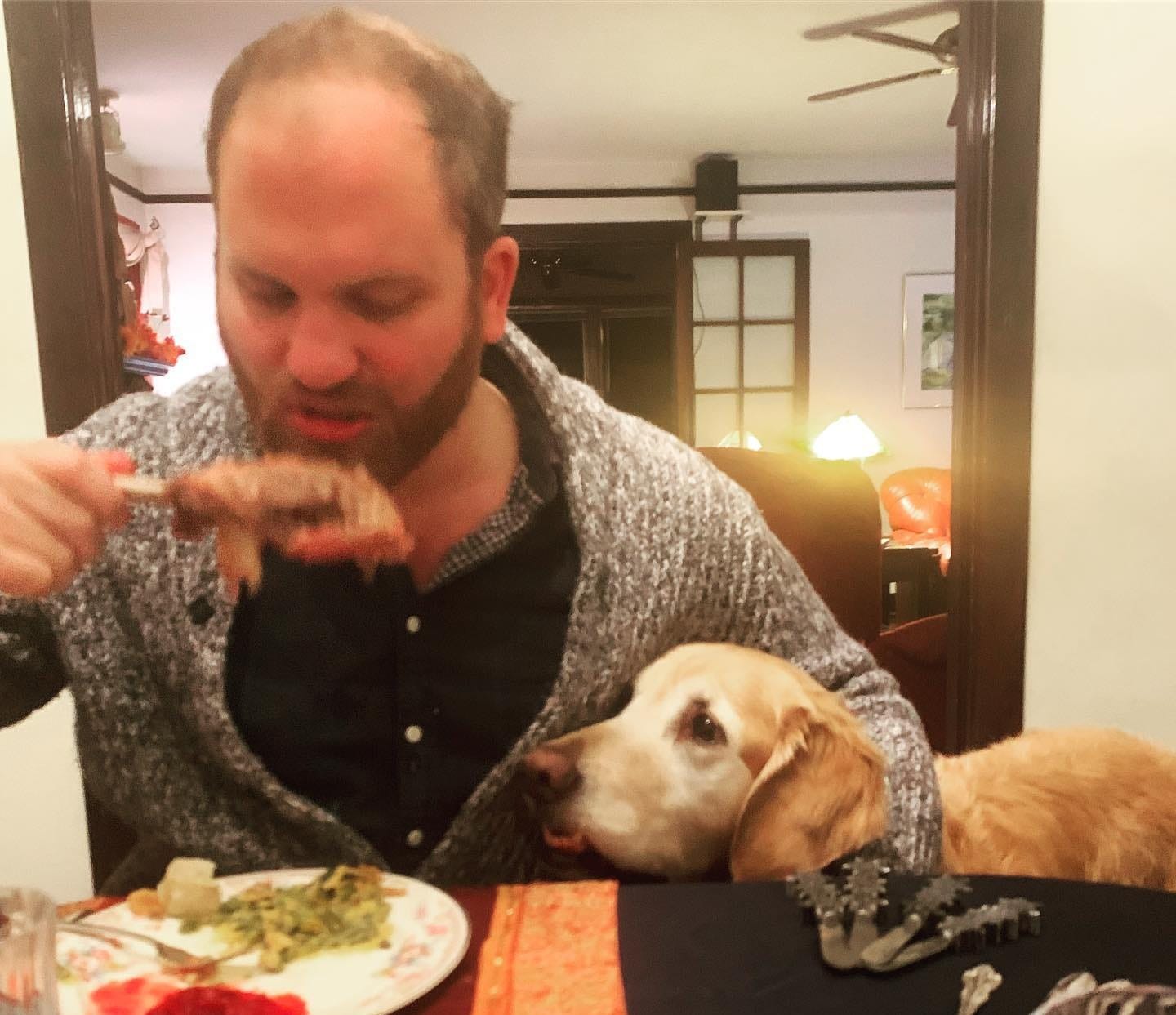 Help a Broke Labor Reporter Take Off Thanksgiving