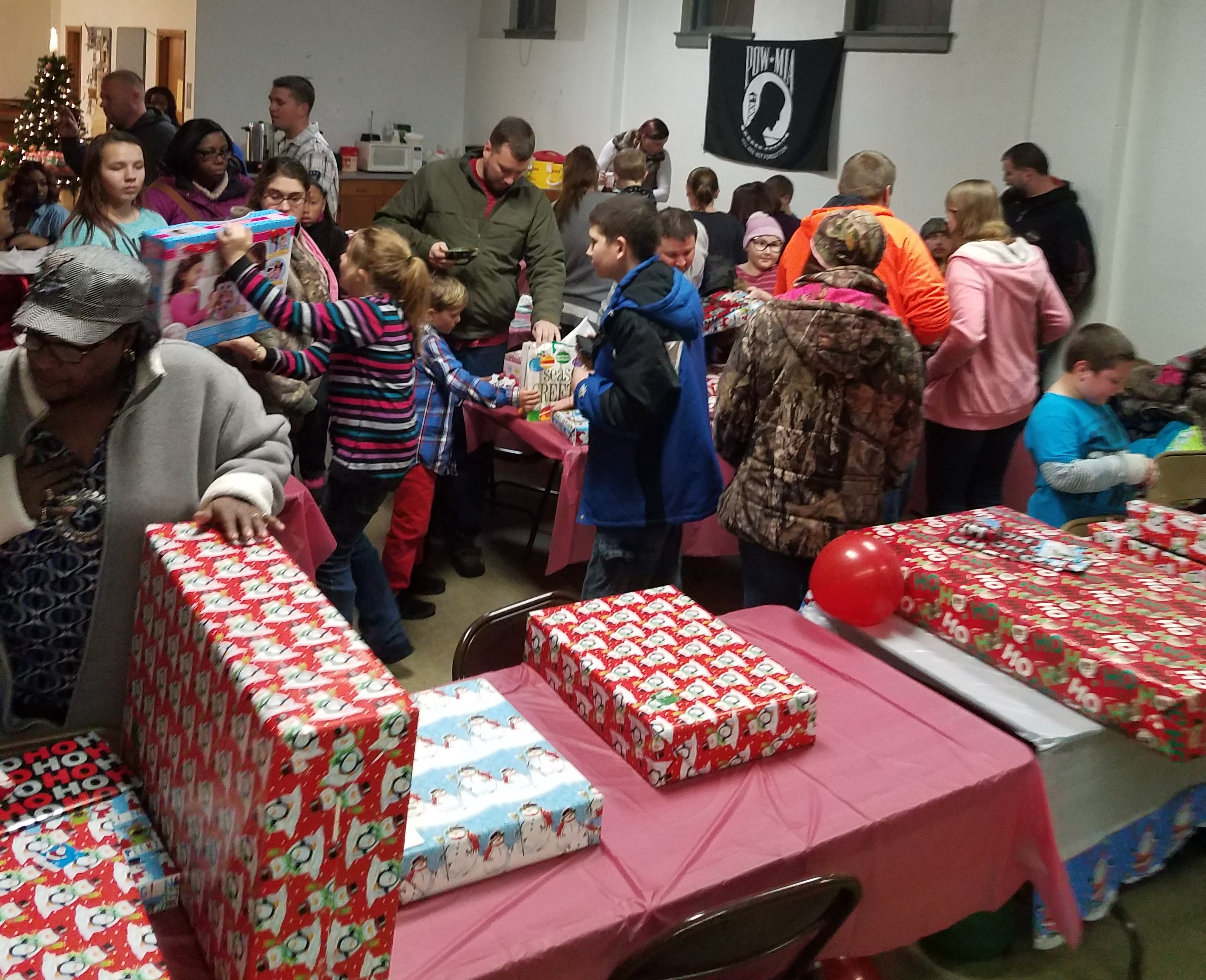 Christmas Saved for Children of Locked Out Honeywell Workers in South Bend