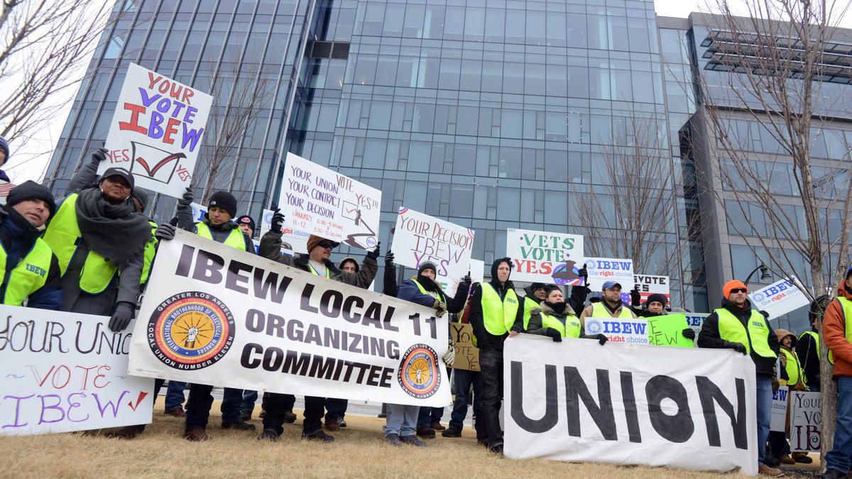 IBEW Wins on 5th Try - Chattanooga Moves to Deregulate School Buses - Atlanta Mayoral Race Heats Up