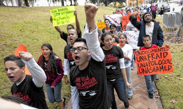 Southern Dockworkers to Strike - Fired Latinos Move to Form Union - Duke Grad Students Voting to Unionize