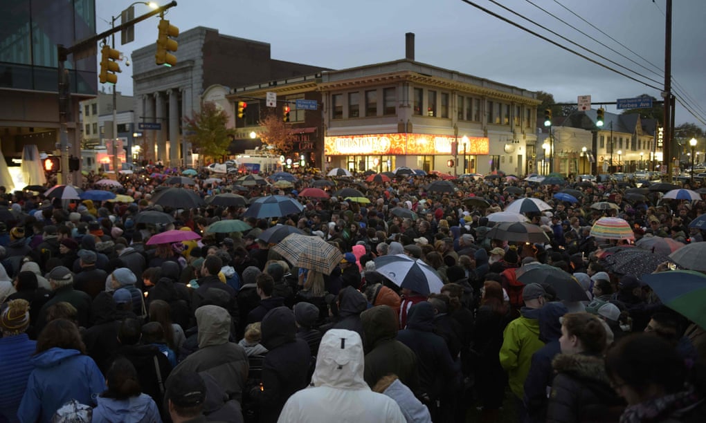 Squirrel Hill: Mr Rogers' neighborhood comes together to mourn