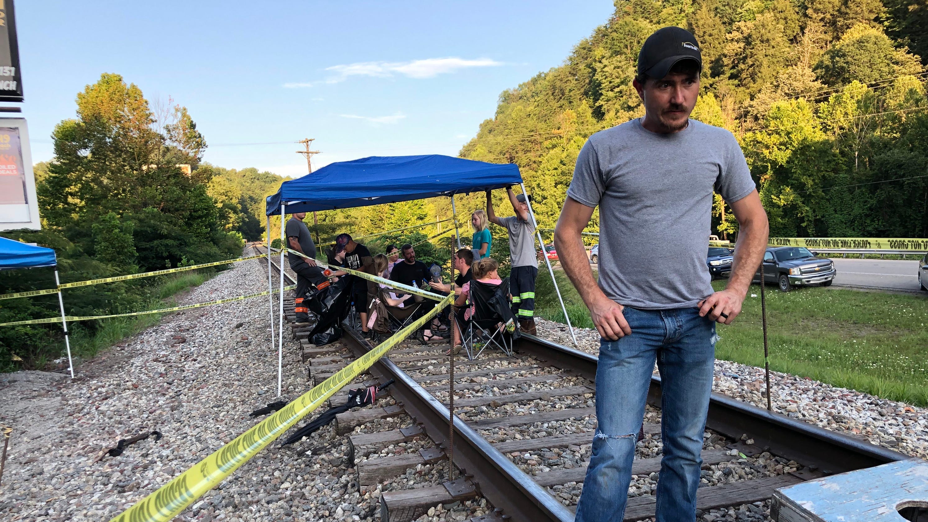 Harlan County Miners Enter 4th Day Blockading Train as They Demand Backpay