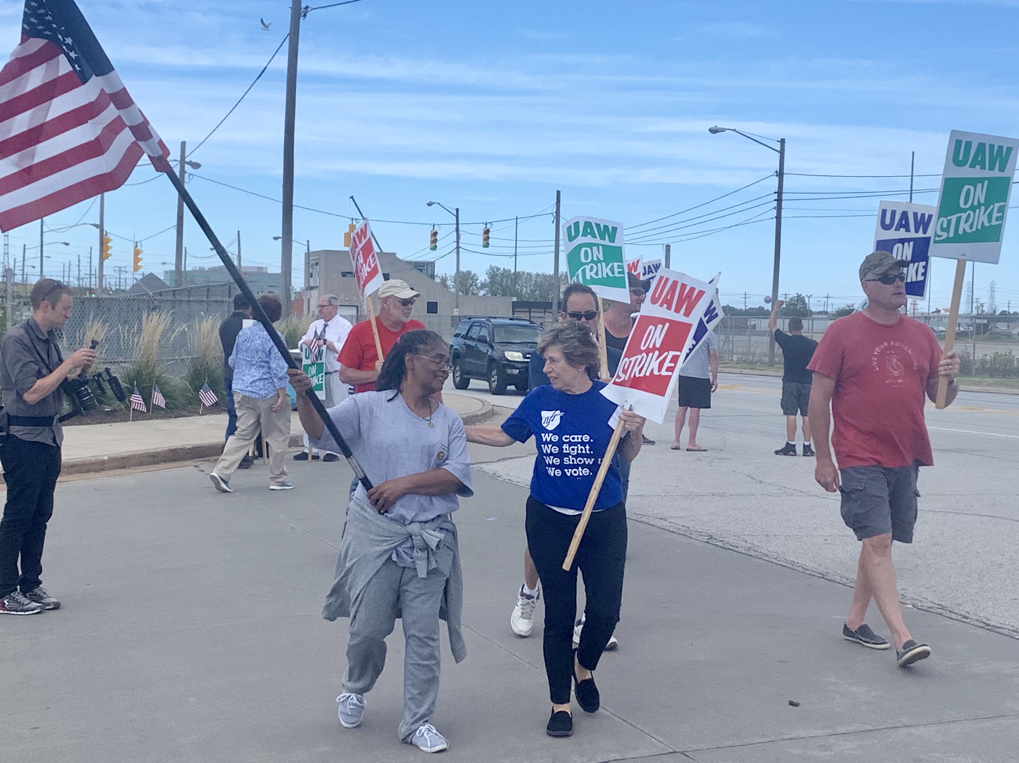 Ohio GM Strikers Say They Were Inspired by Teachers' Strike at Local School