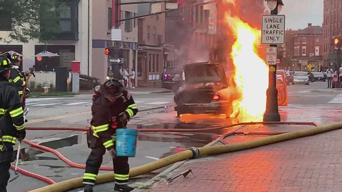 Spotify Workers Strike - Firefighters Strike in Maine - Teachers in Arizona Strike