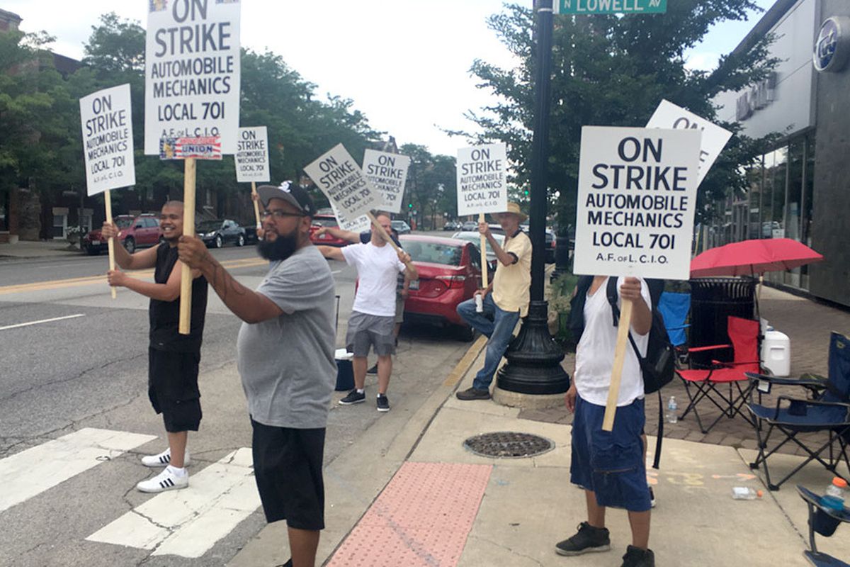 2,000 Car Mechanics Strike in Chicago - Boca Raton Teachers Sickout - El Paso Nurses Pull Off Win