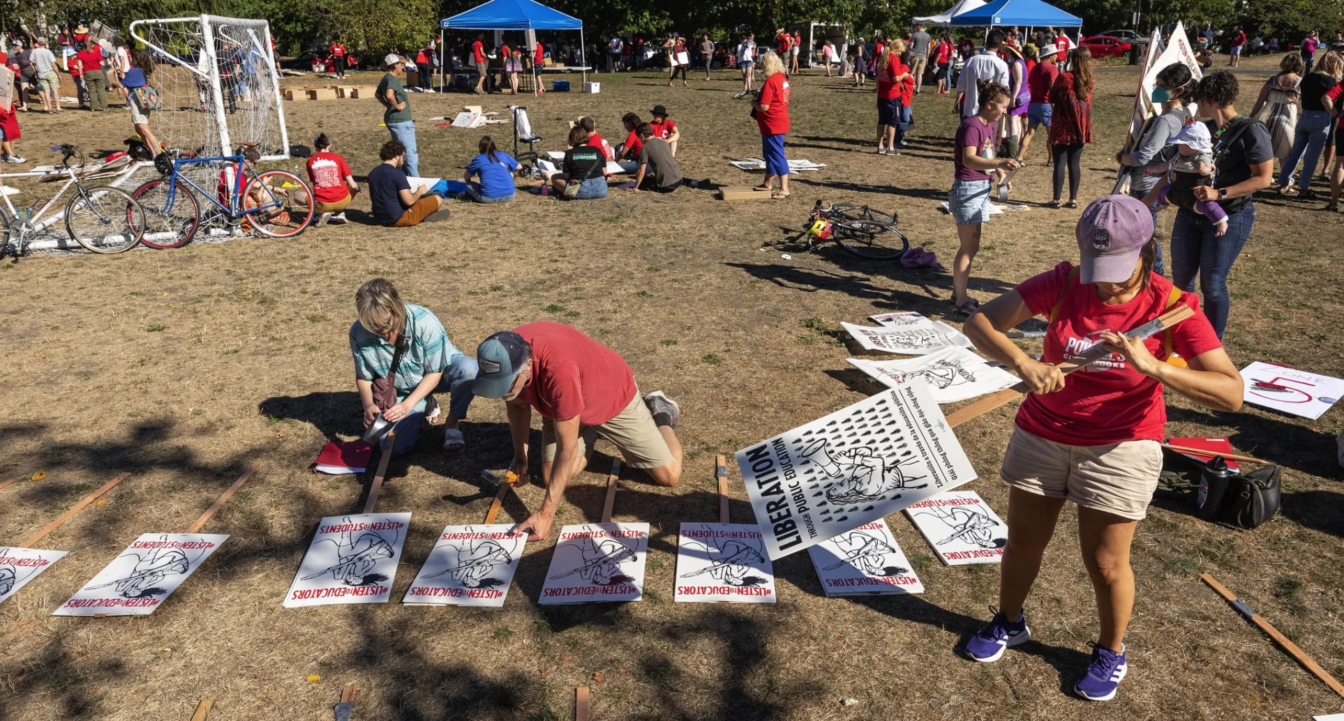 7,000 Seattle Teachers Vote to Strike Tom. - 5,000 Minor League Players Unionizing in Largest Union Win in 2022 - Oklahoma Apple Moves to Unionize 