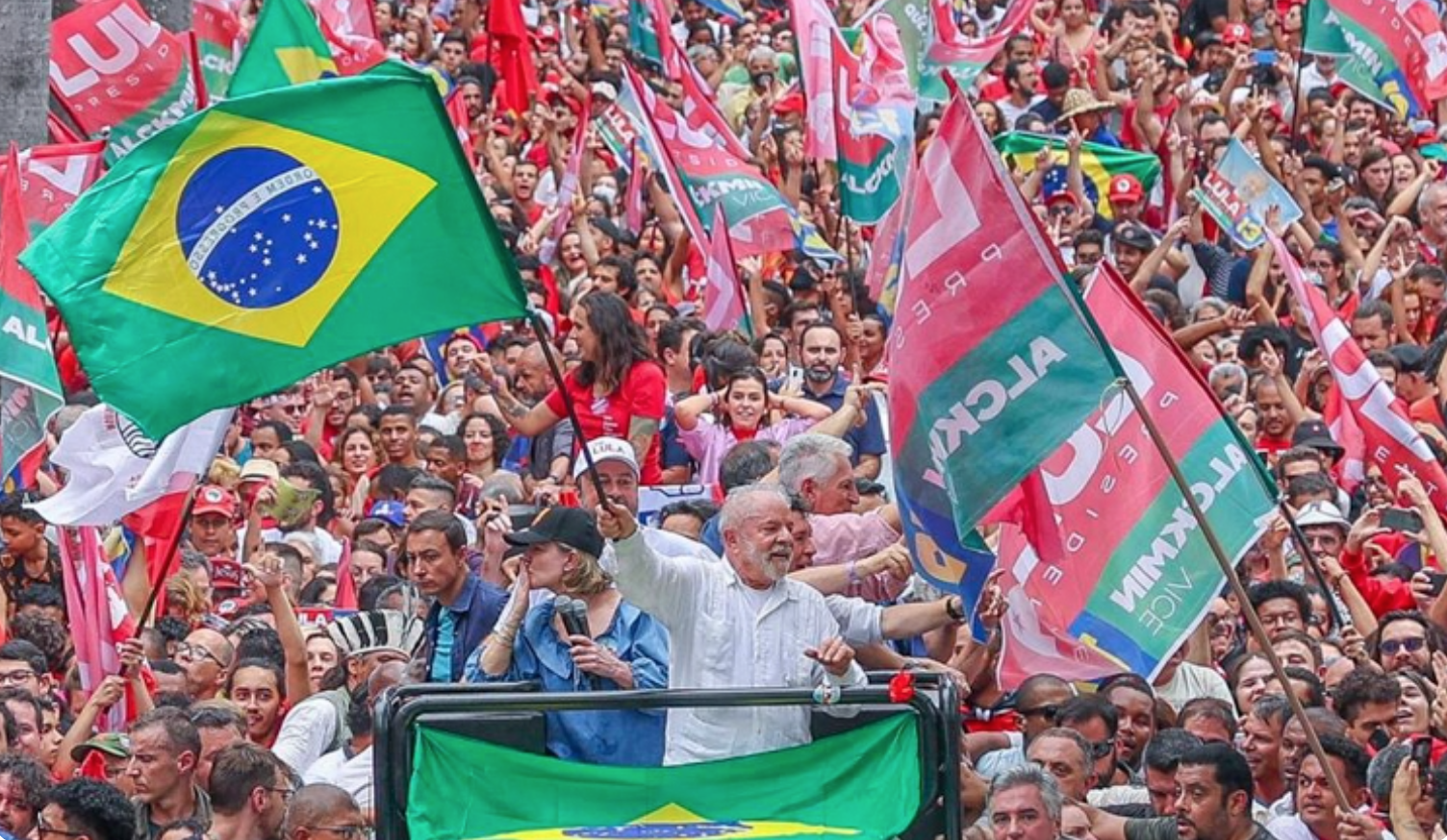 “Bringing Back Happiness” Key to Lula’s Campaign Message - Bolsonaro Has Yet to Concede, But Allies Back Results - Pro-Bolsonaro Truckers Block