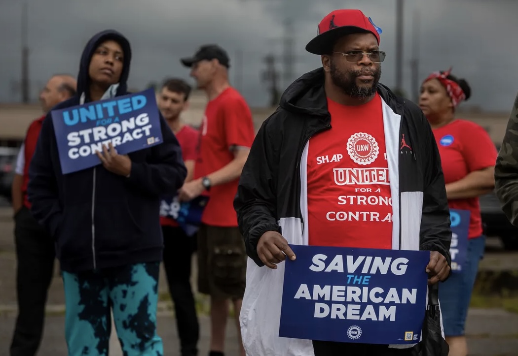 UAW to Strike More Locations on Friday - Trump to Visit Striking UAW Members - Canadian Ford Workers Poised to Strike