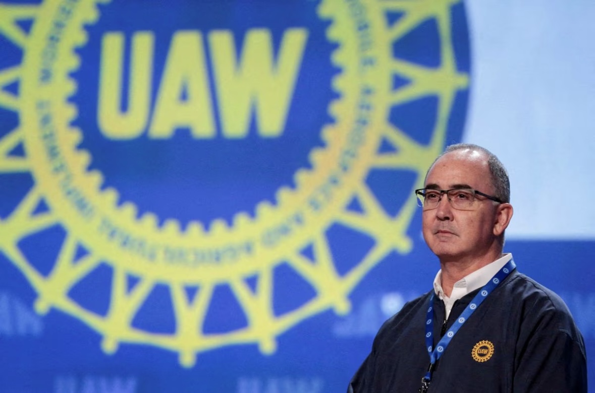 As Biden Scrambles to Save Suppliers, UAW Limits Strike's Impact 